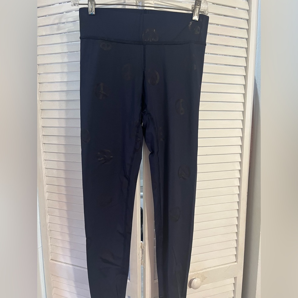 Peloton Terez  Peace & Peloton Foil Printed Legging